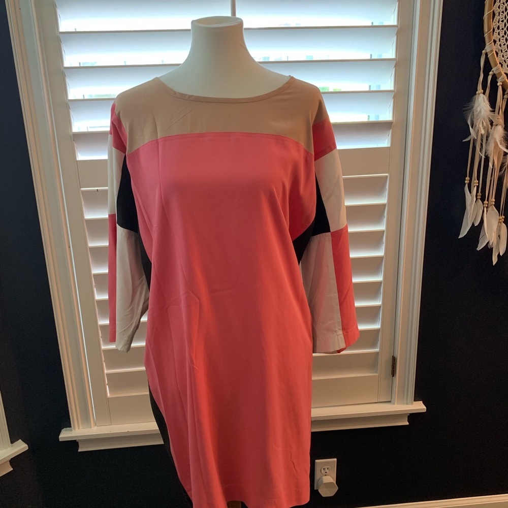 DKNY  perfect condition color block large dress